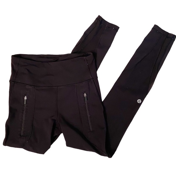 Lululemon Invigorate 7/8 Tight in Black Size 2 - Picture 2 of 11